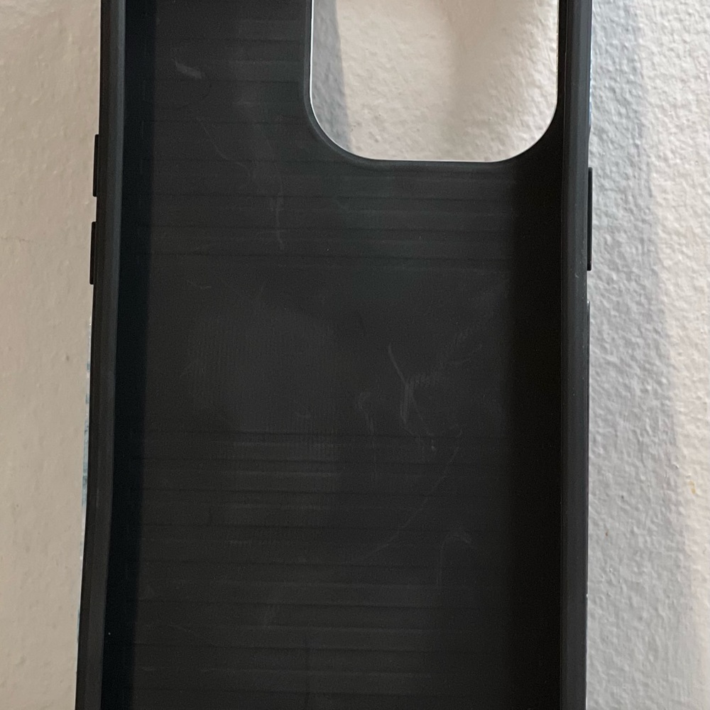 IPhone 13 Pro Case - Picture 4 of 4